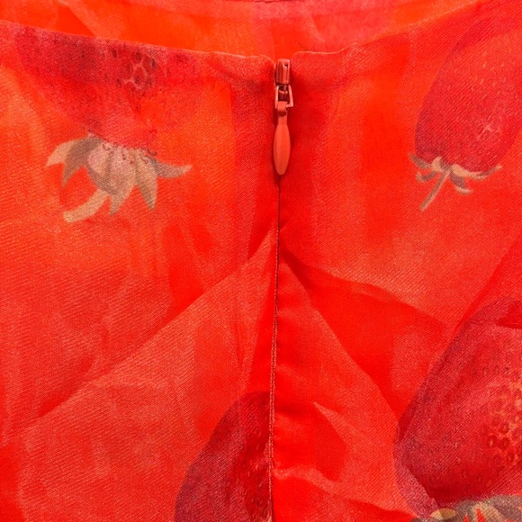 Selkie Red Strawberry Puff Dress L - Picture 10 of 10